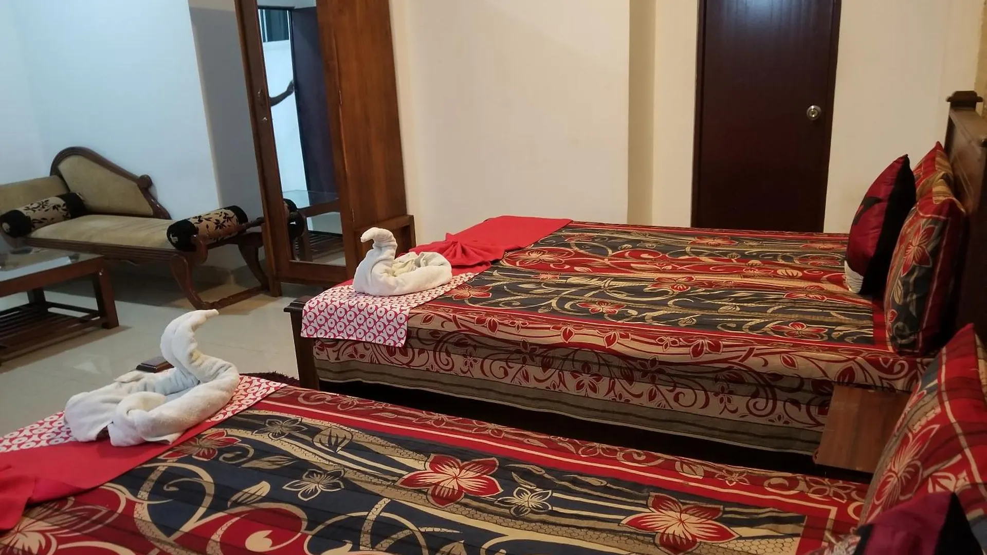 Airport Transit Kings Hotel Katunayake