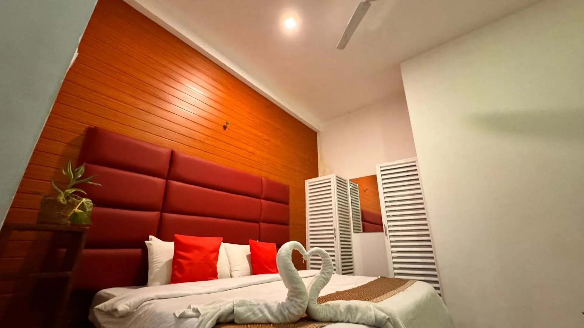 Airport Transit Kings Hotel Katunayake